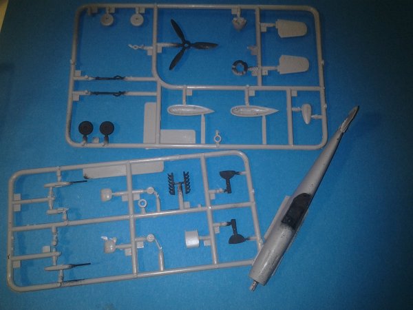 Bf-109 F4,transformation d'un BF-109 G2 hobby boss D795b59c-ce6a-4d64-8483-bfb5507ec8cf