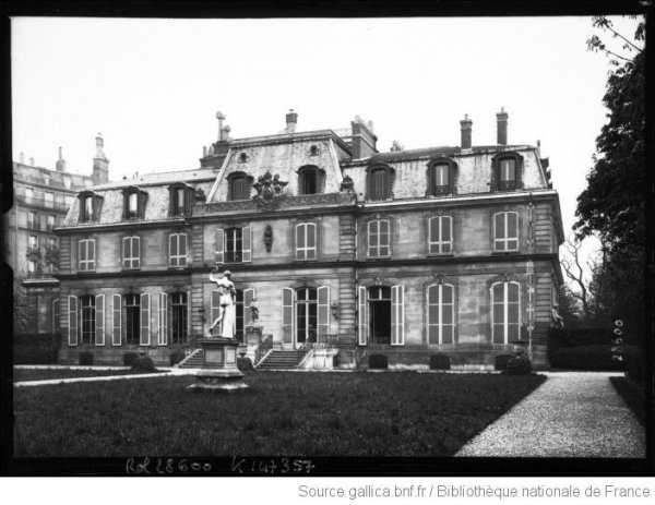 Le château de la Muette - Page 2 F115b7a3-bee3-4499-91ce-f53cec946445