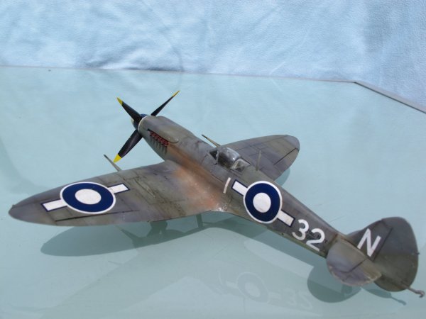 Seafire F. XV - Revell (Special Hobby) F81a36d8-7a7b-426f-aed6-8111411ba8dc