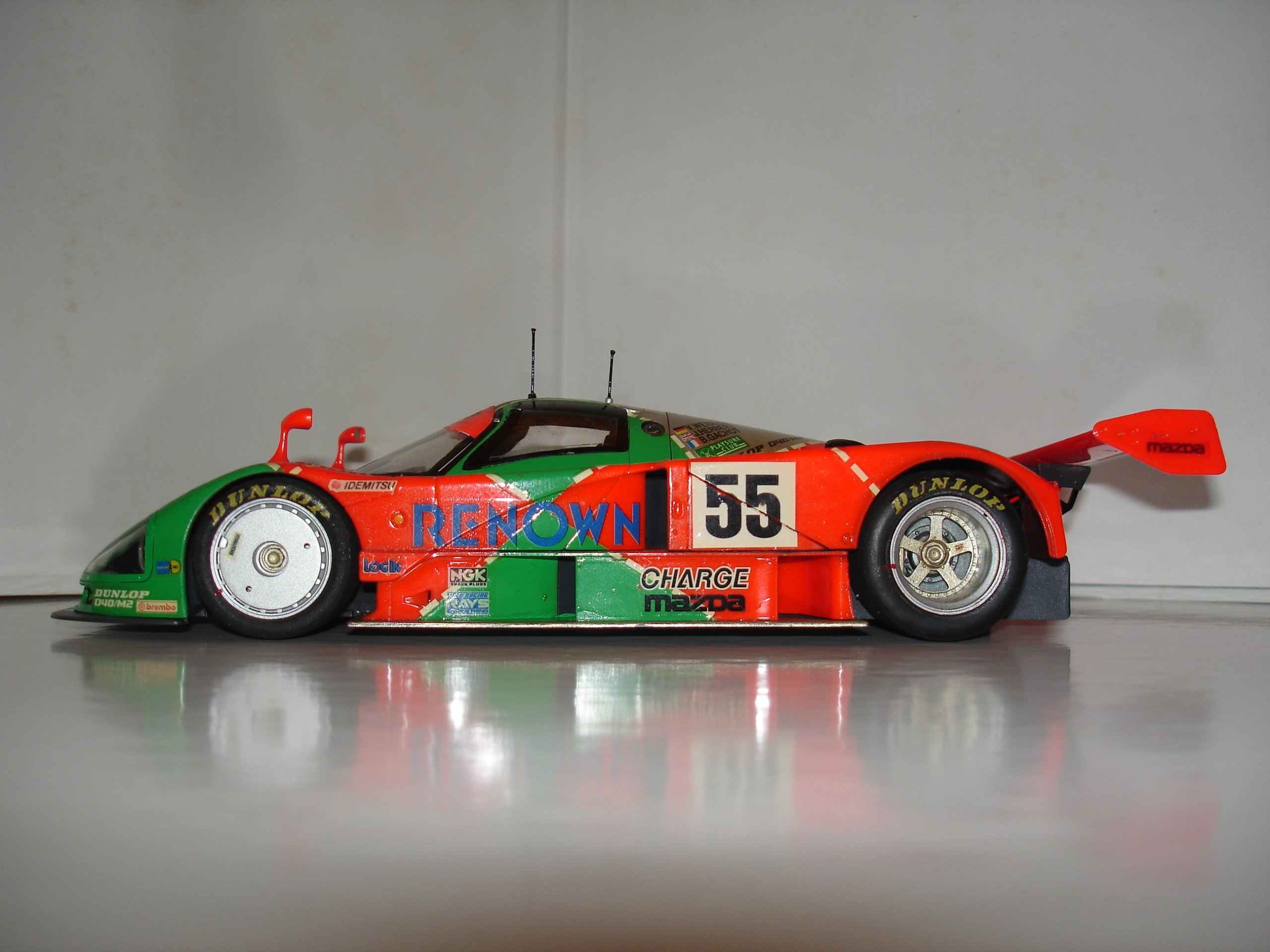 Mazda 787 b de Tamiya 94ce8f21-a4e6-4bbf-9171-d0f98bbb3258