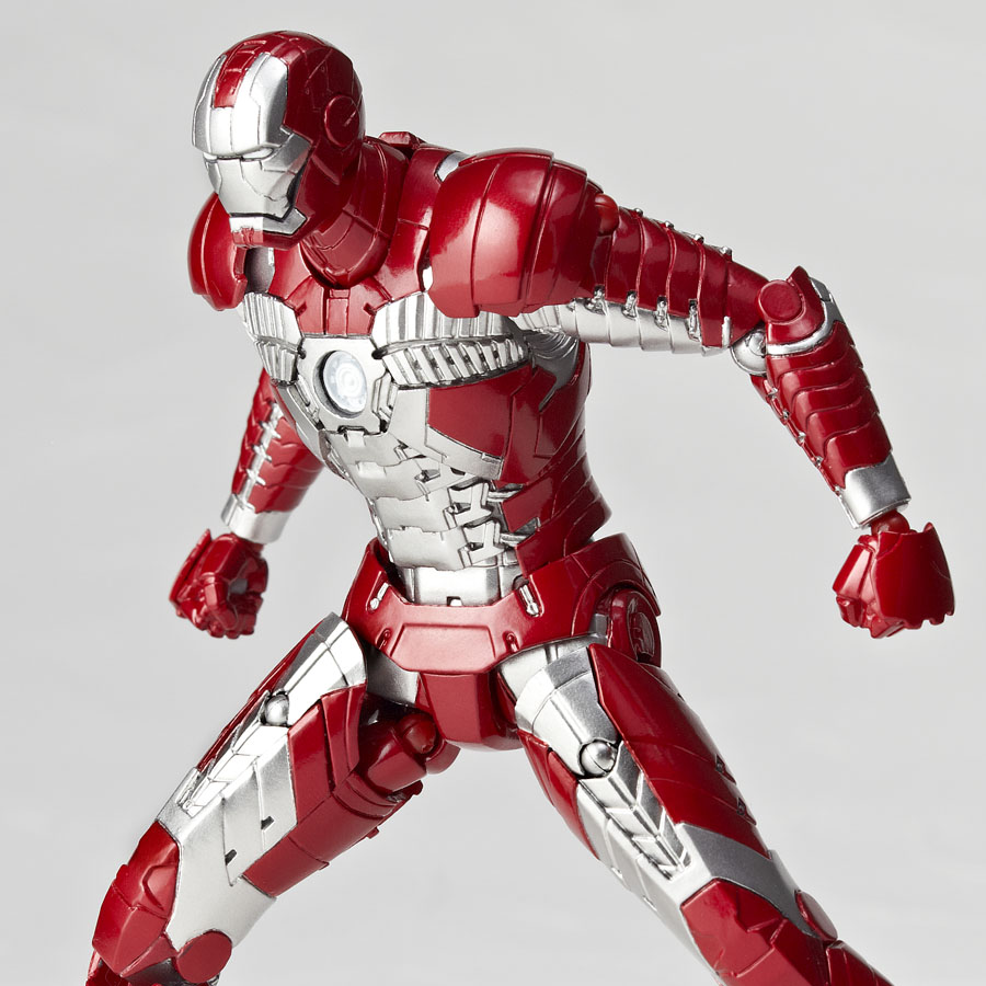 [Kaiyodo] Revoltech Iron Man Mark V Img041_zoom02