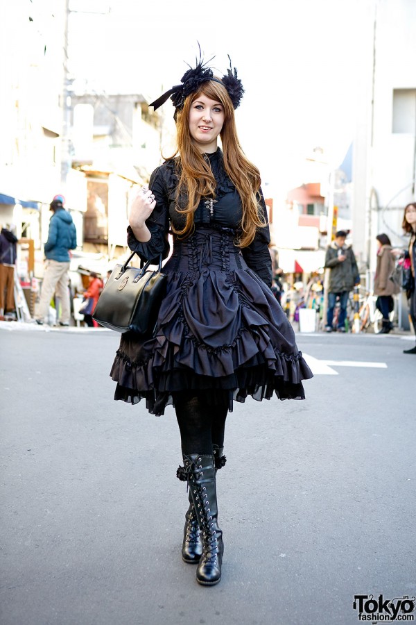 Gothic-Lolitas TK-2013-01-20-019-001-Harajuku-600x900