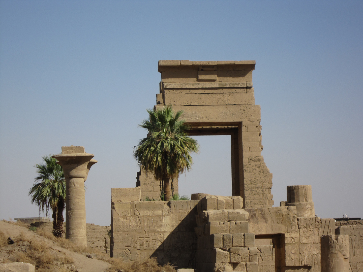 [Artigo] Seguindo os passos de Lara Templeofkarnak