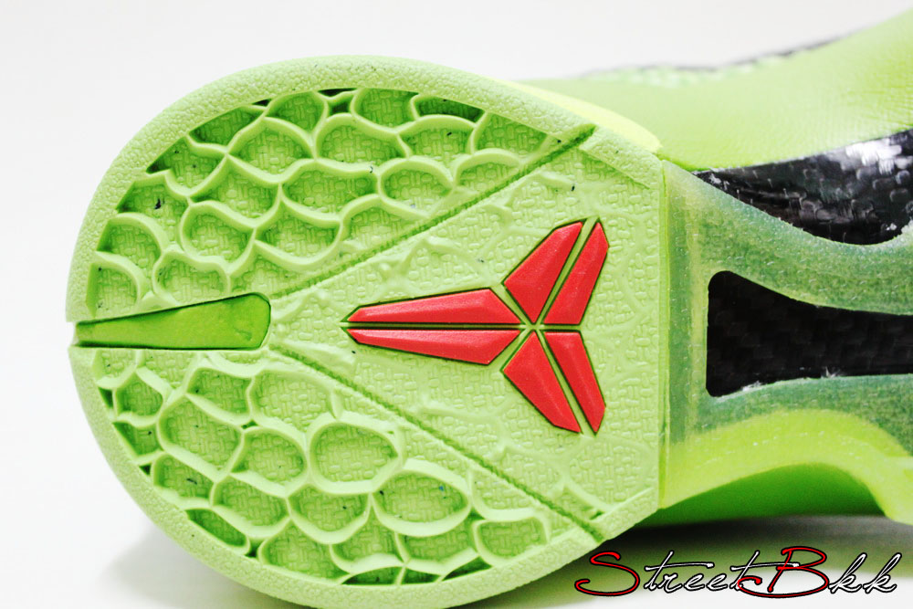 REVIEW !!! KOBE VI GRINCH X'MAS S10079124-22