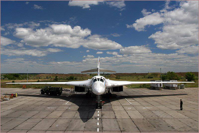 Russian Military Photos and Videos #1 - Page 31 1341778664_tu-160-3