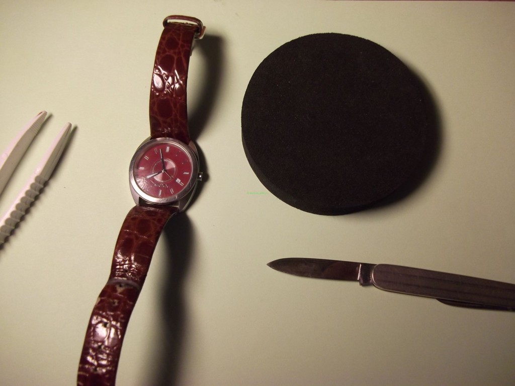 Changer une pile de montre à quartz, un petit tutoriel.. DSCF32031-1024x767