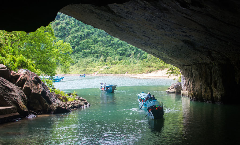 Du lịch nghỉ dưỡng: Tour Du Lịch Quảng Bình Lễ 30/4 với nhiều lựa chọn HẤP DẪN Tour-du-lich-quang-binh-k