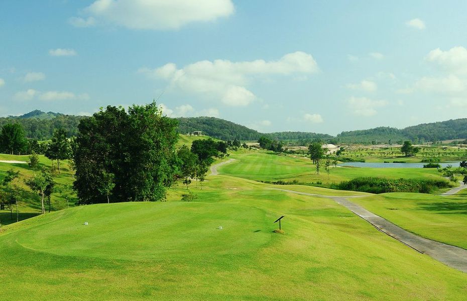 Một Số Sân Golf Pattaya Đáng Để Trải Nghiệm Silky_oak_country