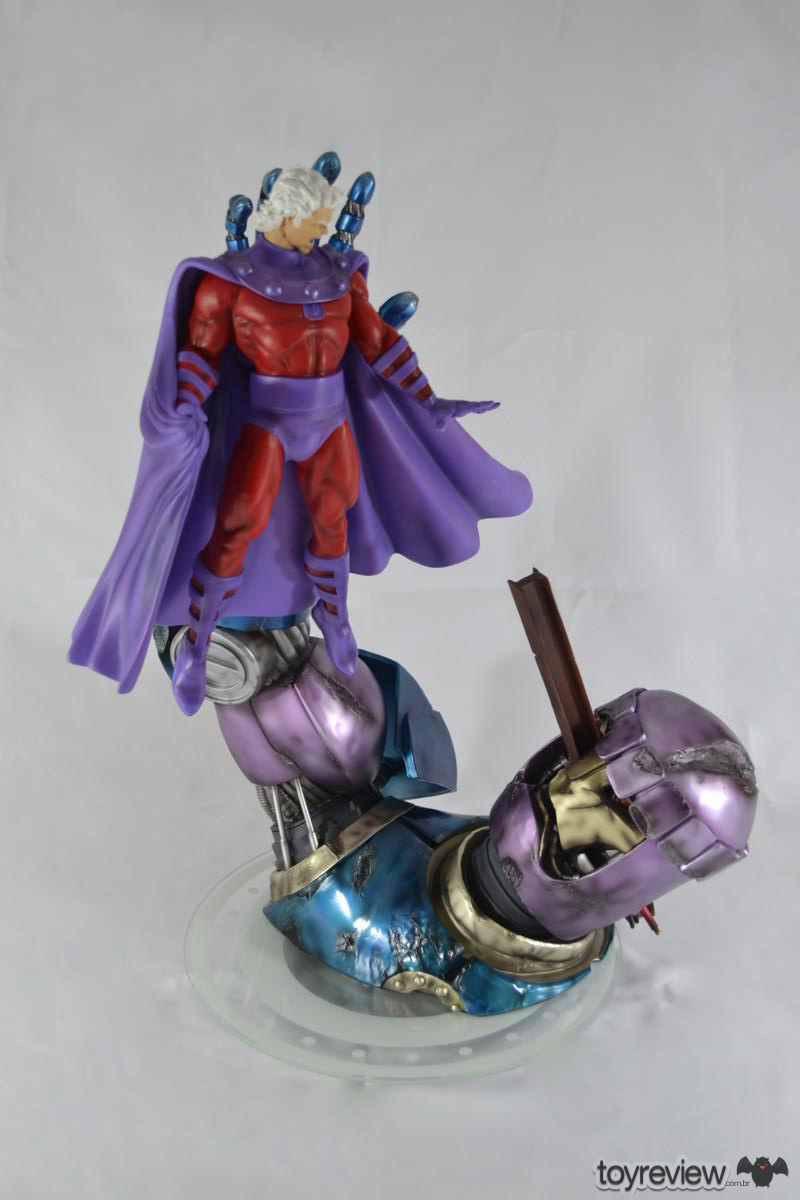 [Video Review] Magneto vs. Sentinel | Battle Diorama 1/6 - Iron Studios [Video Review] MAGNETO_VS_SENTINEL_BATTLE_DIORAMA_IRON_STUDIOS_TOYREVIEW.COM-1