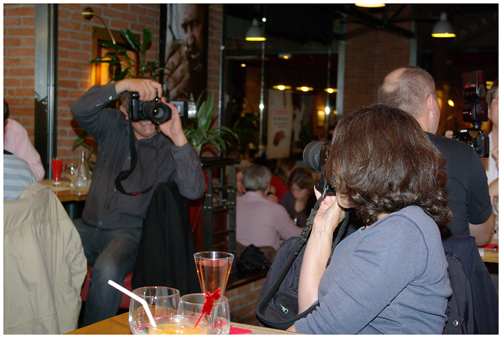 Rencontre du salon de la photo 2010 - Page 34 IMGP8978R