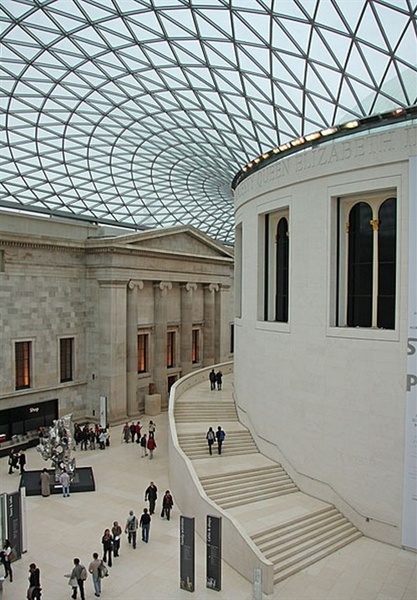 El lobo y el chico // Ft. Reed Leagallow // Privado Sala-de-lectura-del-museo-britanico-de-londres-british-museum-3-trabalibros