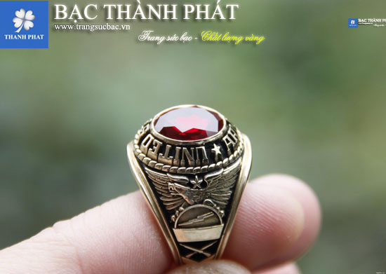 Trang sức bạc nam - Những mẹo chọn trang sức bạc cho phái mạnh Nhan-my-bac-nam-cao-cap-tien-manh