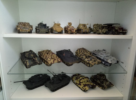 Maquettes déjà montées... Tank3