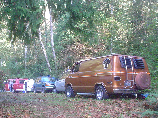 HOOTENANNY! Sept 20-21-22, North Bend, WA  VAN RUN DSC09028