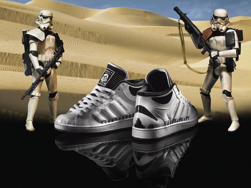 Les Shoes Inspirées des Toys Adidas-stormtrooper-star-wars-shoes