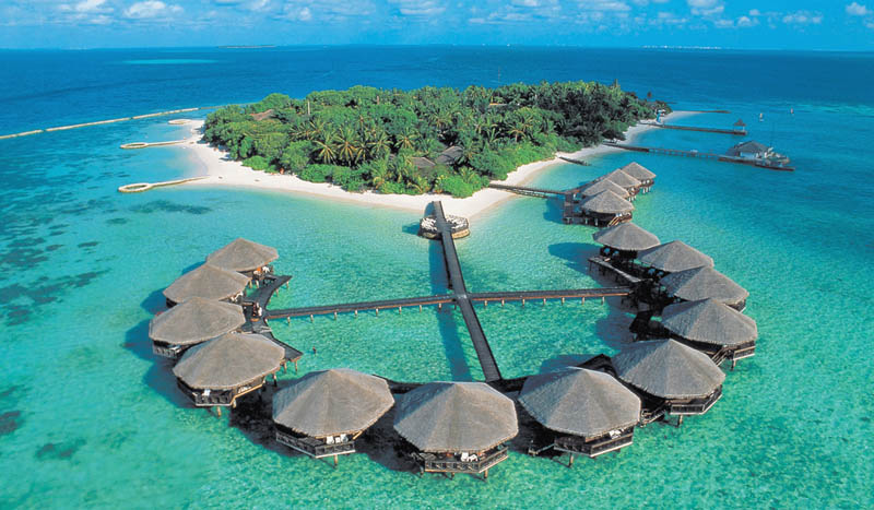  فندق في جزيره وجميع غرفه داخل البحر!!!‎ Maldives-best-resort-places-to-stay-7