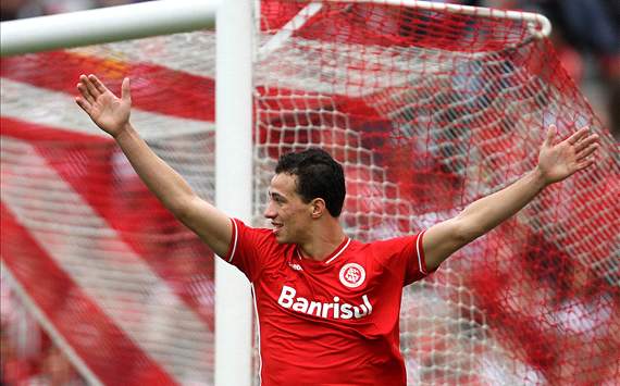 Leando Damiao NO IRA AL MILAN 143526hp2