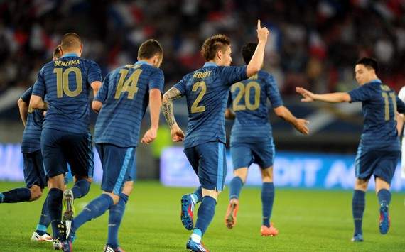 Inglaterra, Francia, Suecia y Ucrania presentan sus camisetas para la EURO 2012. Así vestirá el Grup 188817hp2