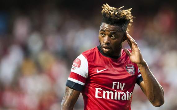 Josep Bartomeu está en Londres para cerrar el fichaje de Alex Song por el Barcelona, según RAC 1 201859hp2