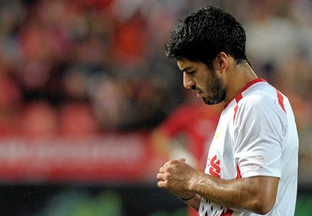 Suarez trở lại đội hình chính Liverpool 303955_heroa