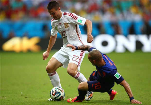 Van Persie, David Silva & more - how the Premier League stars performed in their World Cup opener 423012_heroa