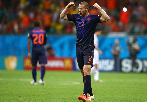 Van Persie, David Silva & more - how the Premier League stars performed in their World Cup opener 423016_heroa