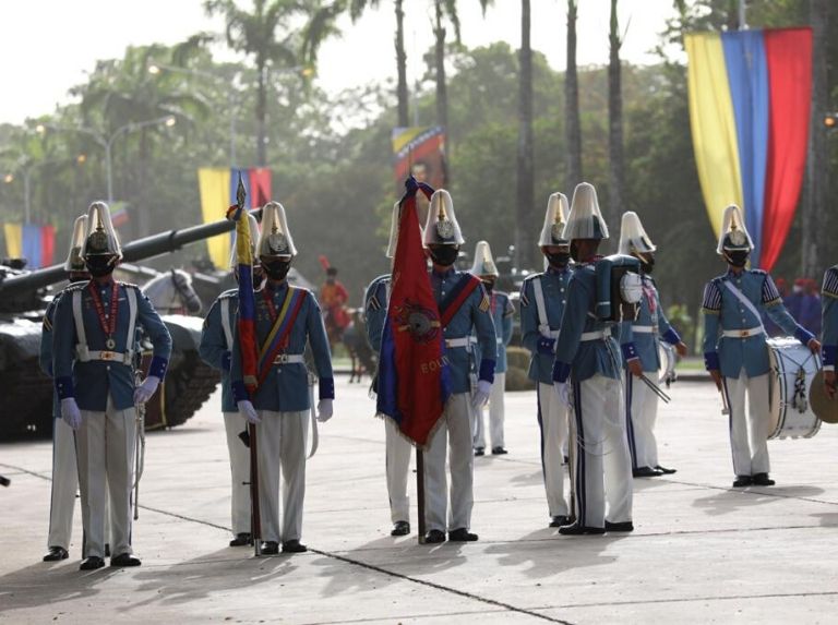 Noticias del Ejercito Bolivariano - Página 18 Acto-Batalla-de-Carabobo-9