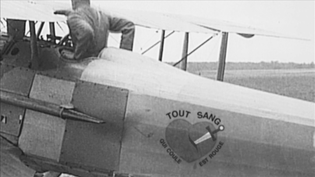 15 novembre 1916 : Eugène Bullard devient le premier pilote noir . Bullard-dans-son-avion