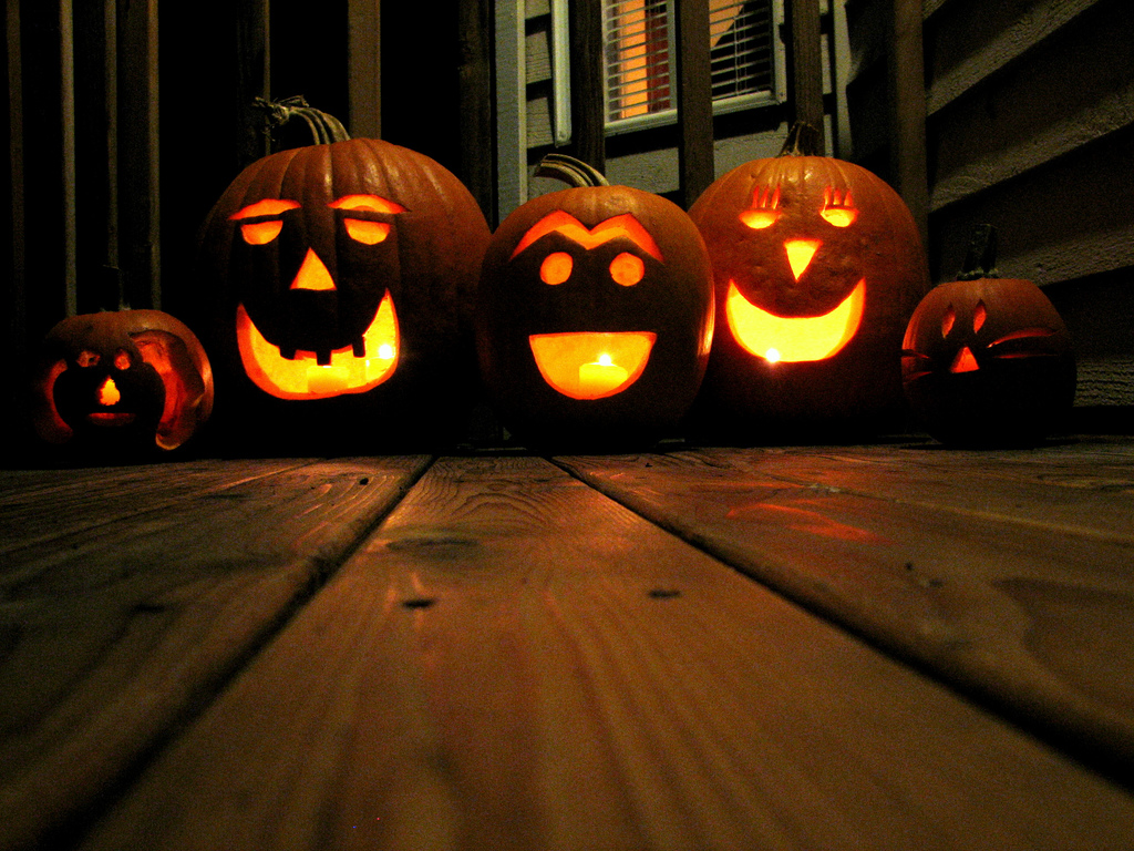 VÀI  NÉT VỀ LỄ HỘI  HALLOWEEN Jack-o-lanterns