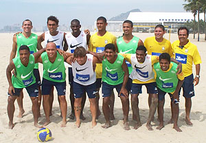 [FUTEBOL DE AREIA] Brasil estreia para confirmar favoritismo 091114_seleca