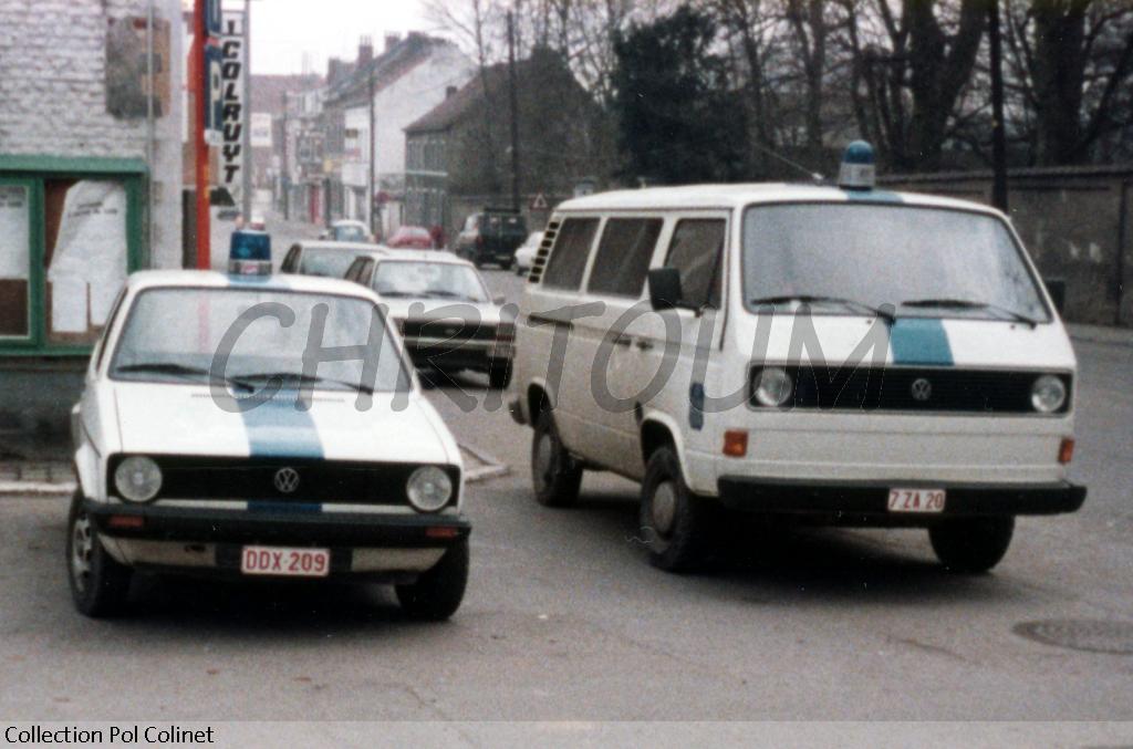 Les Vw dans la gendarmerie,pompiers,ambulance et militaire 1243791539