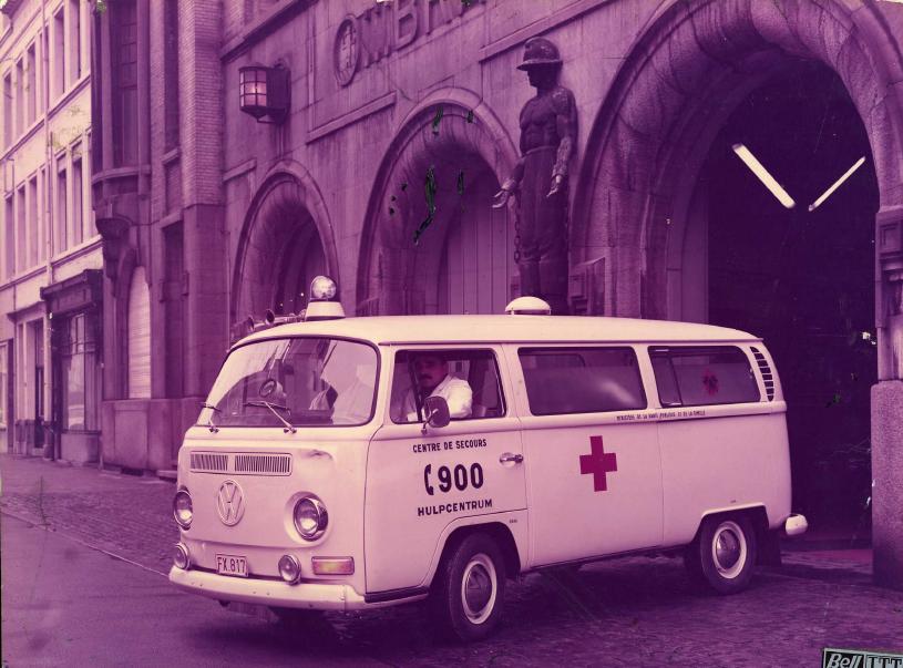 Les Vw dans la gendarmerie,pompiers,ambulance et militaire 5ab51607b4