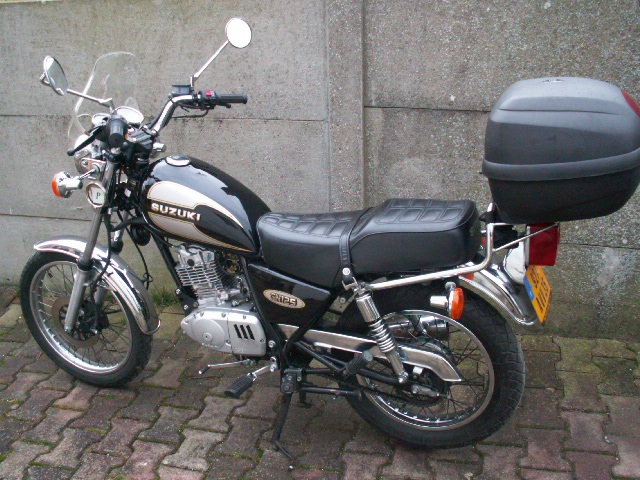 Suzuki GN 125 5f6df2ea8f