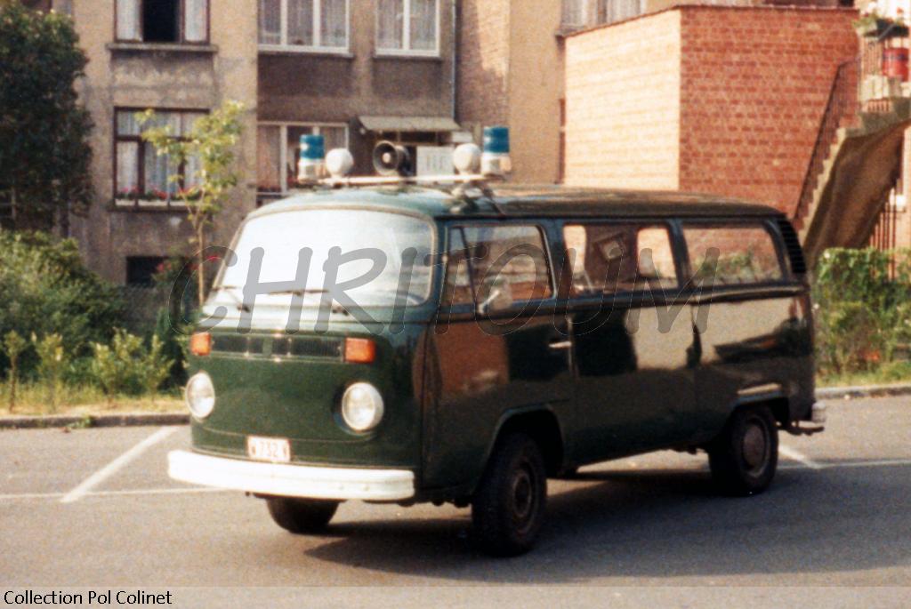 Les Vw dans la gendarmerie,pompiers,ambulance et militaire B7c7bf0da0