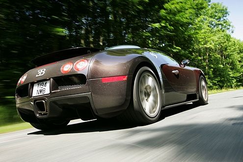  تقرير عن Bugatti Veyron أسرع وأغلى وأفخم سيارة في العالم ..   D24bec3755