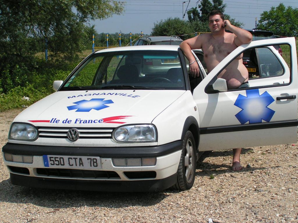 Les Vw dans la gendarmerie,pompiers,ambulance et militaire E62cb404a3