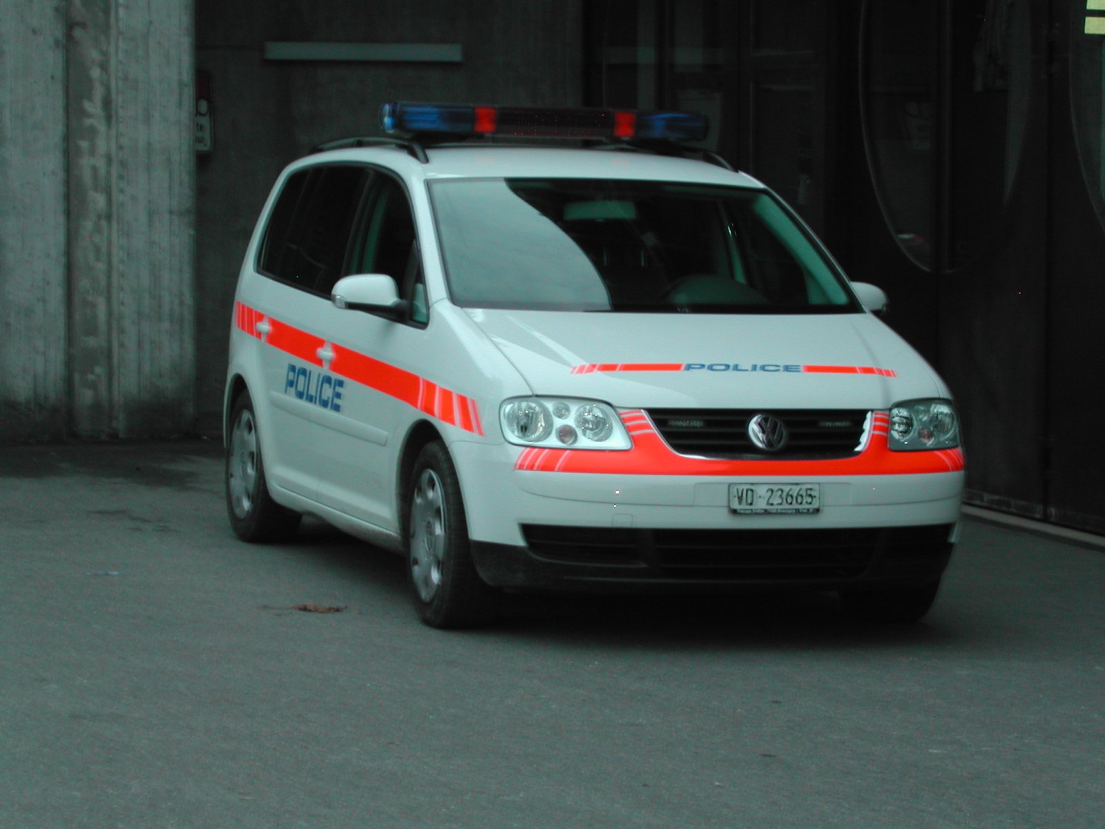 Les Vw dans la gendarmerie,pompiers,ambulance et militaire Fd24616be6