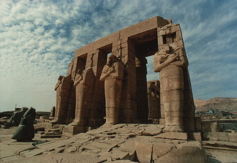الأقصر.. نبع الحضارة سحر الماضى ودلال الحاضر Luxor069