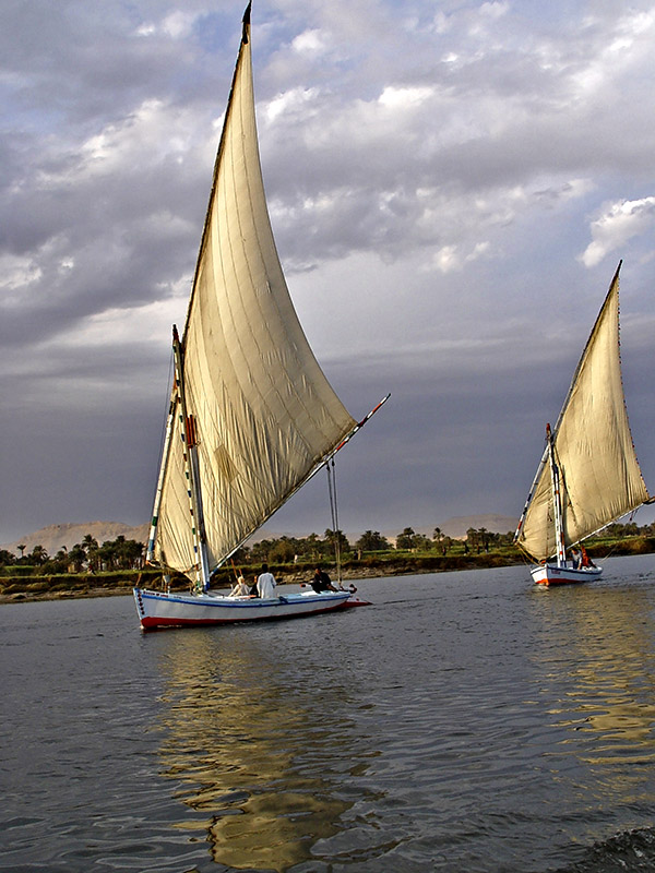 الأقصر.. نبع الحضارة سحر الماضى ودلال الحاضر Luxor071