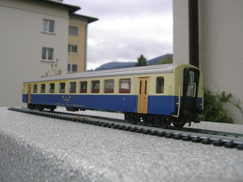 Personenwagen nach Schweizer Vorbild 10223496om