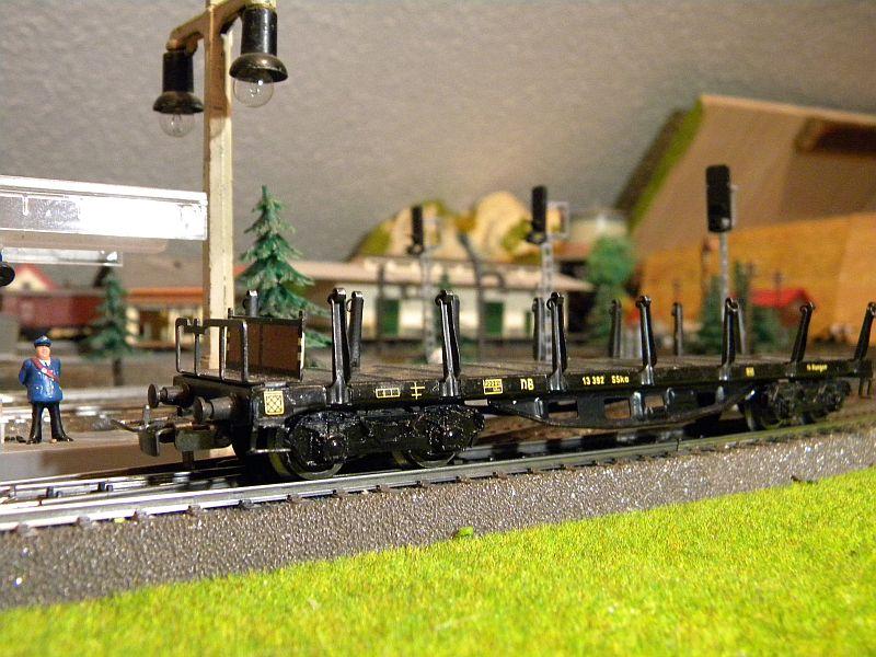 Märklin 4516 / Märklin 392C: Rungenwagen, schwarz 10628512zn