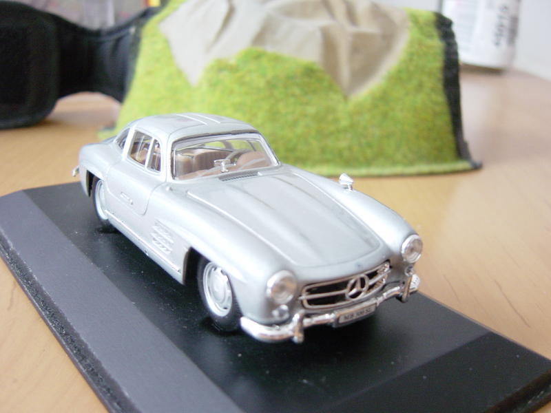 Mercedes-Benz 300 SL "Flügeltürer" 11236445zw