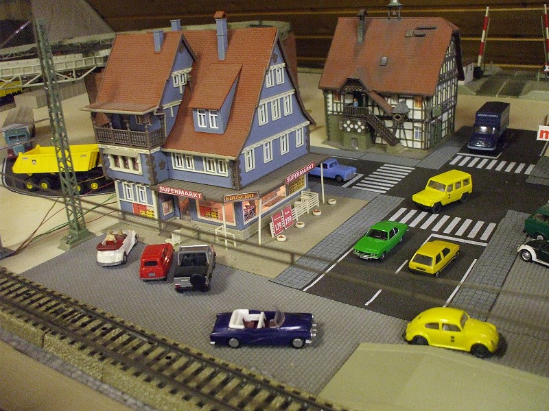 Neubau Märklin Spielbahn - Seite 6 14077917vw