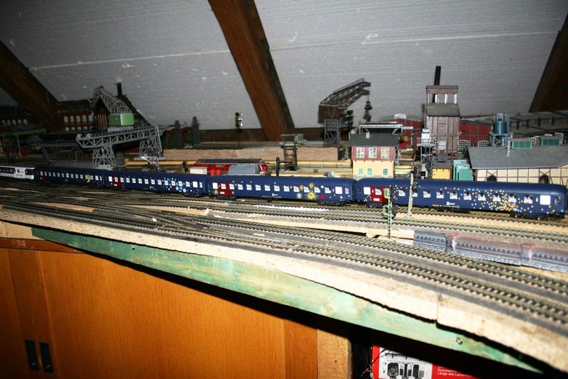 blaue Züge 14108169bc