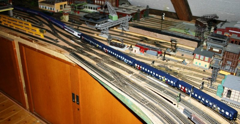blaue Züge 14108170mc