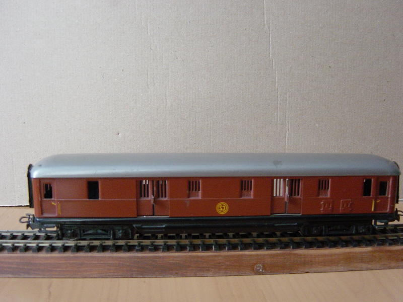 "Alter Schwede" D-Zug-Gepäckwagen SJ (MÄRKLIN Art.Nr.4021) 14303492zi