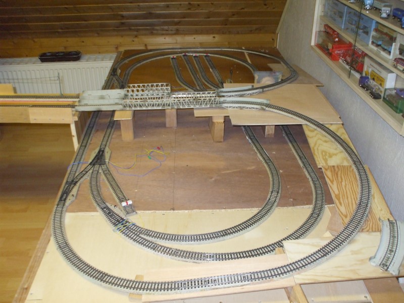 Neubau Märklin Spielbahn - Seite 6 16404898pa