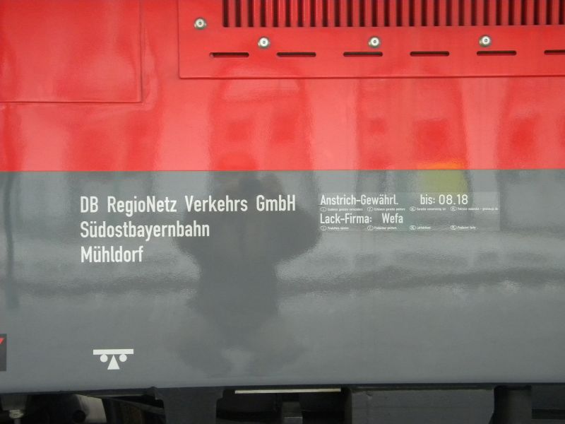 BR 245 bei der Süd-Ost-Bayern-Bahn 20005167ca