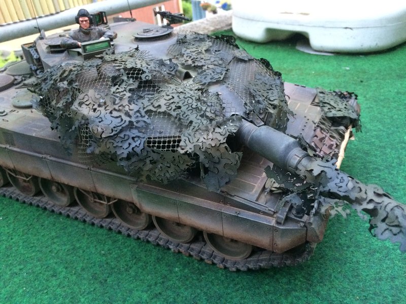 Tamiya Leo 2A6M CAN 22241473vd