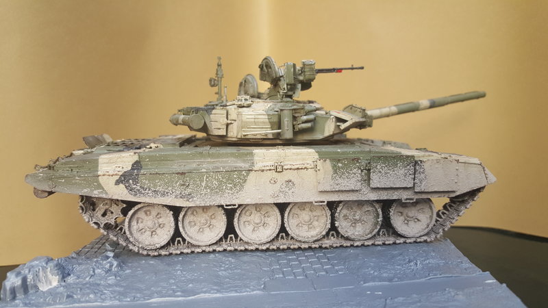 T-90  ( Zvezda Maßstab 1:35 ) - Seite 2 23504474qz